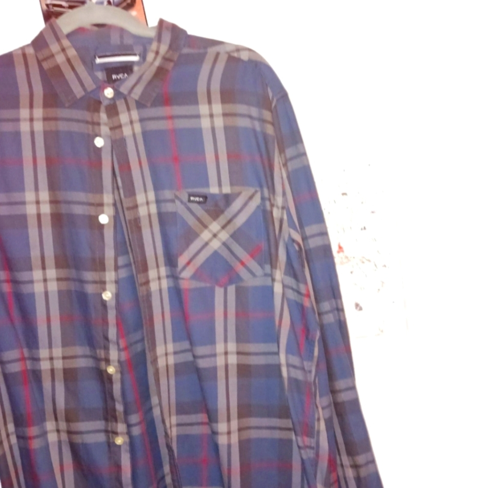 RVCA button down l/s plaid shirt